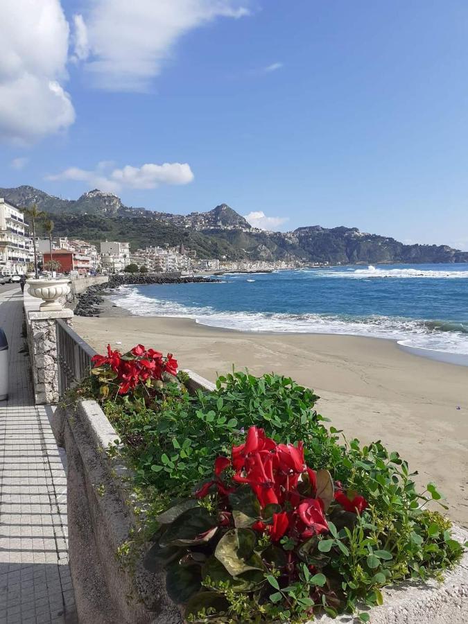 Sebastian House Casa Vacanze Giardini Naxos Eksteriør bilde